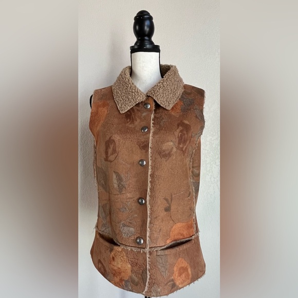 County Clothing Company Vest - Picture 2 of 15